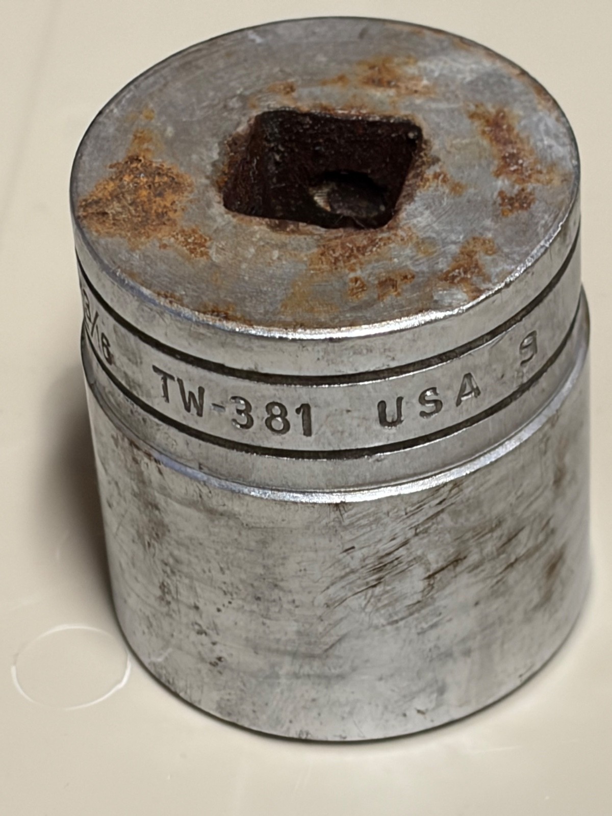 SNAP ON 1/2 INCH DRIVE SOCKET TW-381 SIZE 1 3/16