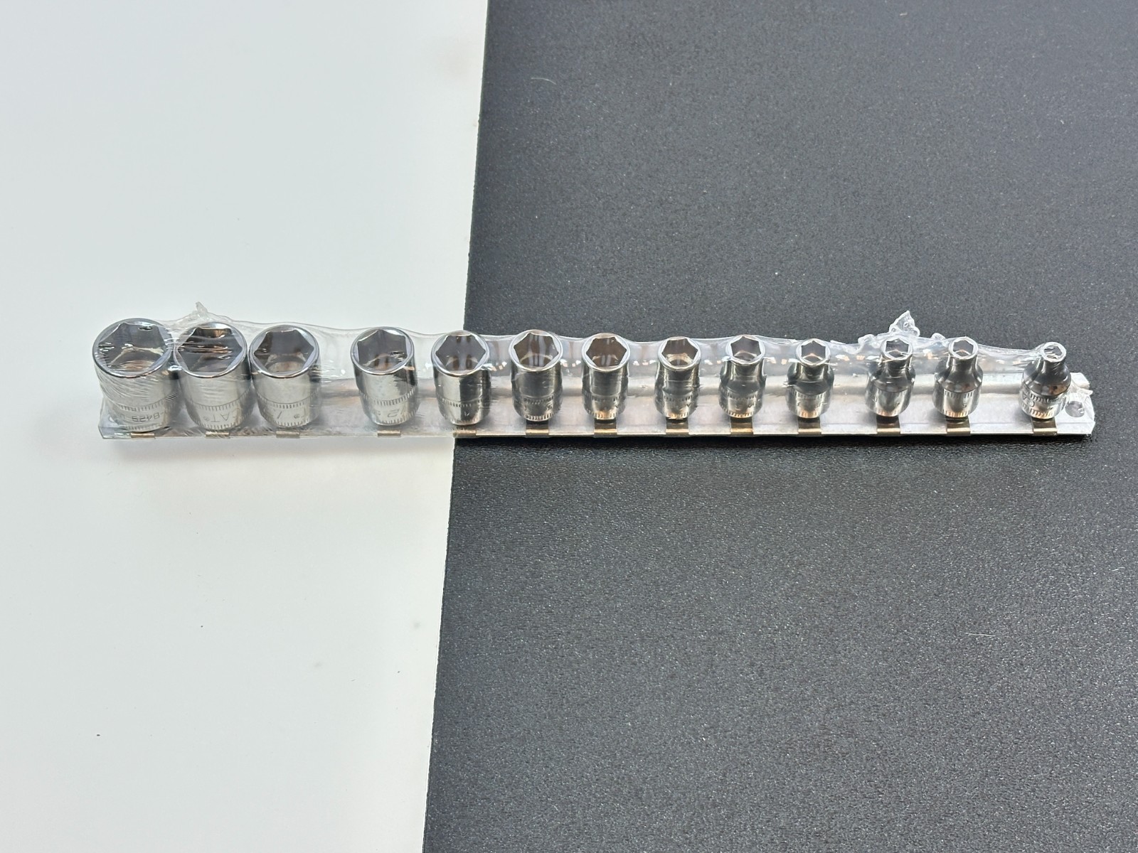 NEW CAT Caterpillar USA 13pc Metric 4mm-15mm Socket Set, 1/4 Drive, 6 Point