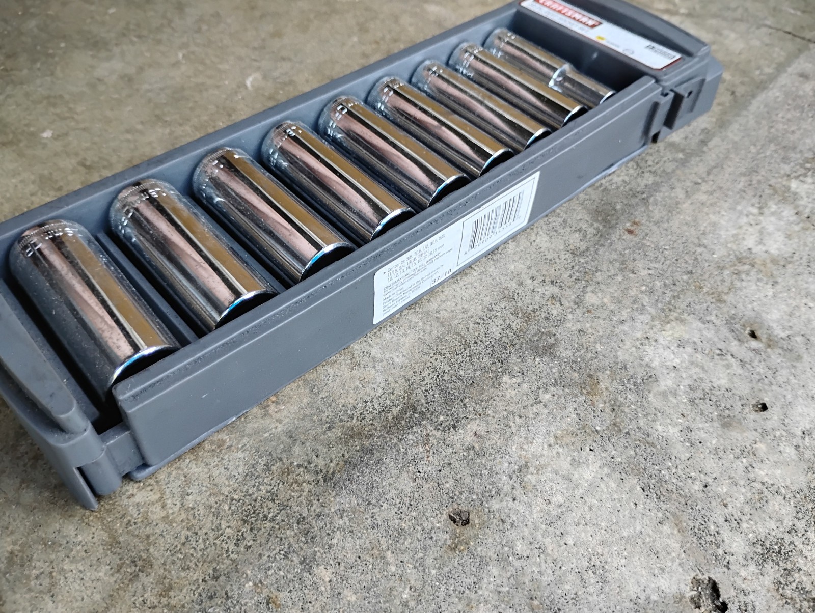 Craftsman 34558 3/8” Drive 9-Piece Deep Socket Set Metric