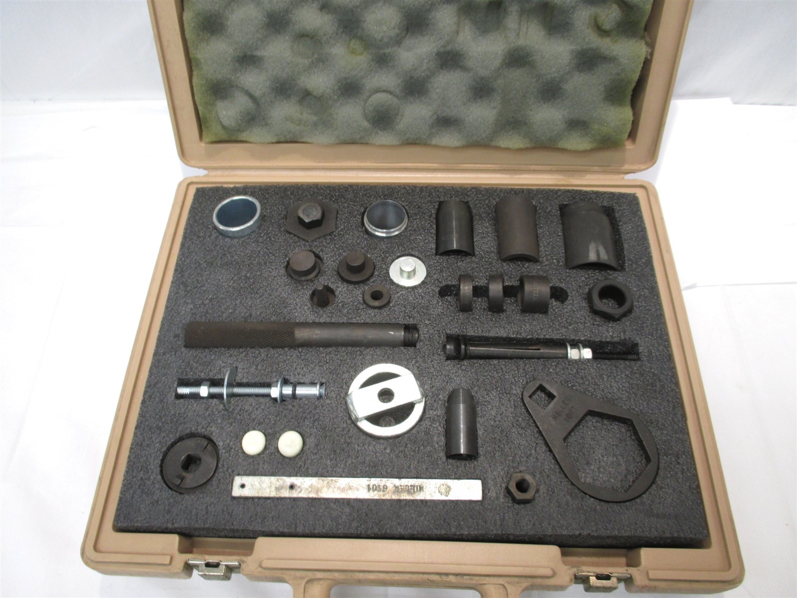 Miller Renault Engine Tool Overhaul Kit 6101 6097 4694 6103 With Case