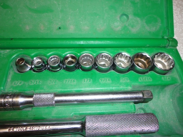 SK 4551, 3/8″ Drive SAE. 21 Pcs, IN CASE, 12 POINT And 6 POINT Socket Set USA