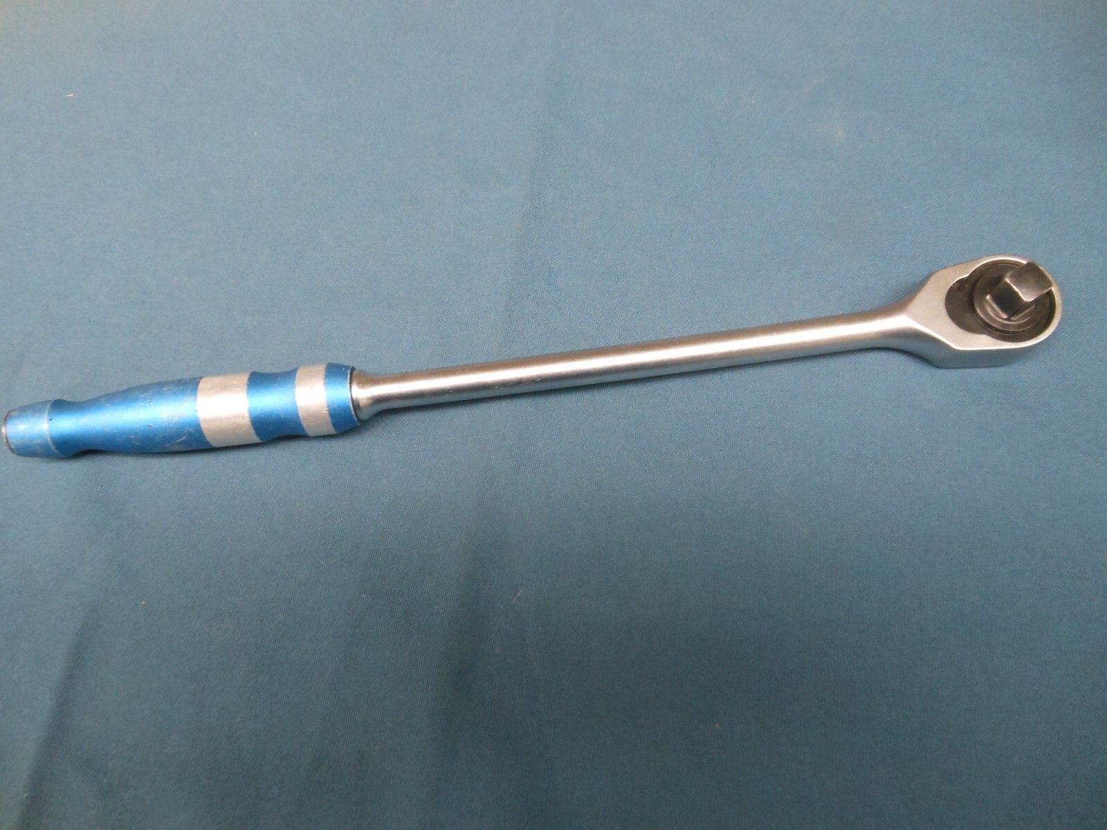 Titan 12161 3/8″ Dr. x 12″ Sealed Head Ratchet