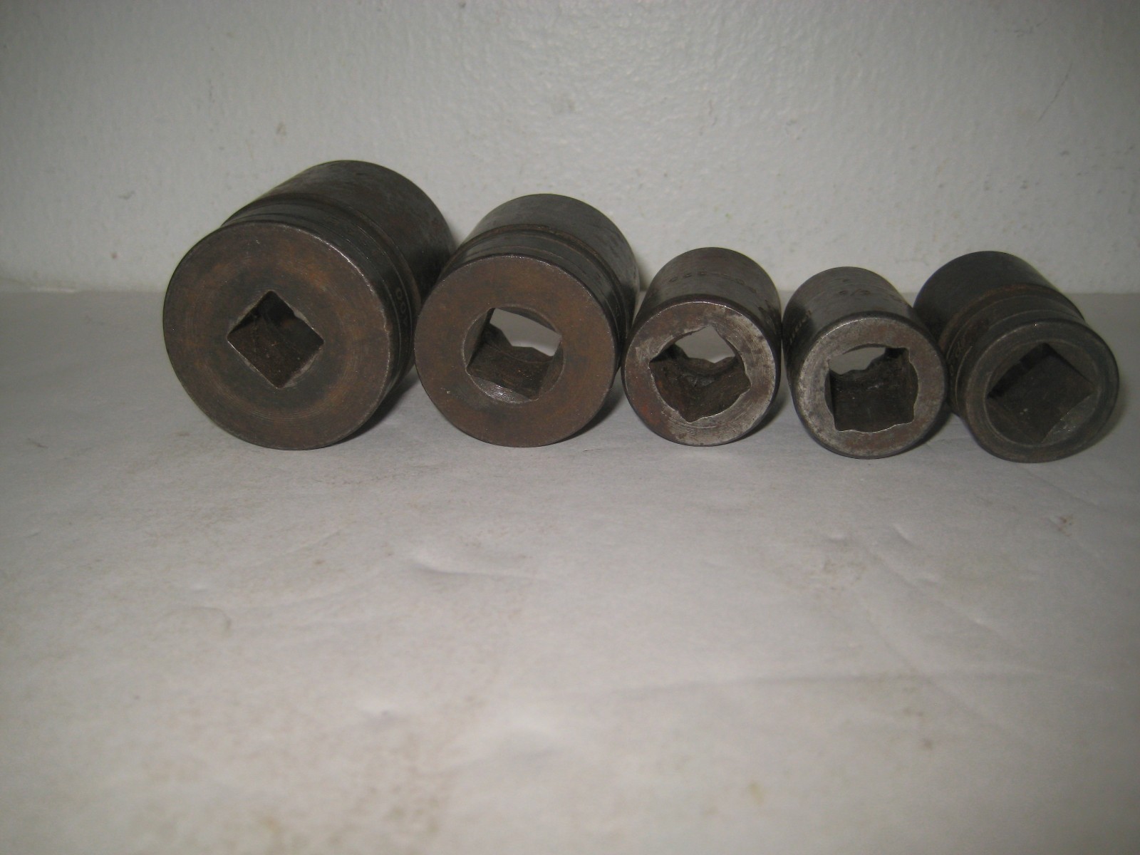 Lot of 5 Snap-on 1/2″ Drive, 12 Point, SAE Shallow Impact Sockets, Black Oxide