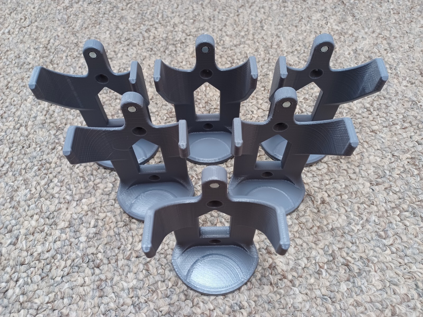(6x) Spray Can Rack, (Magnetic) Holder Wall Mount for aerosol, paint, cleaners