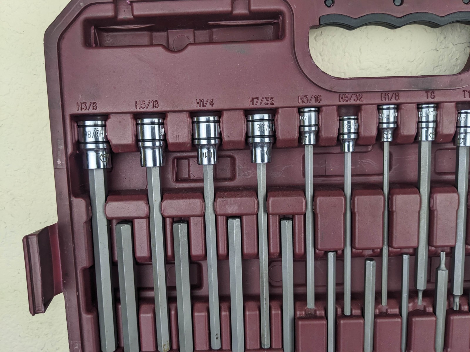 #bo052 Matco Tools 75 Piece Master ADV Hex/Torx Bit Socket Set Model SBS75VA
