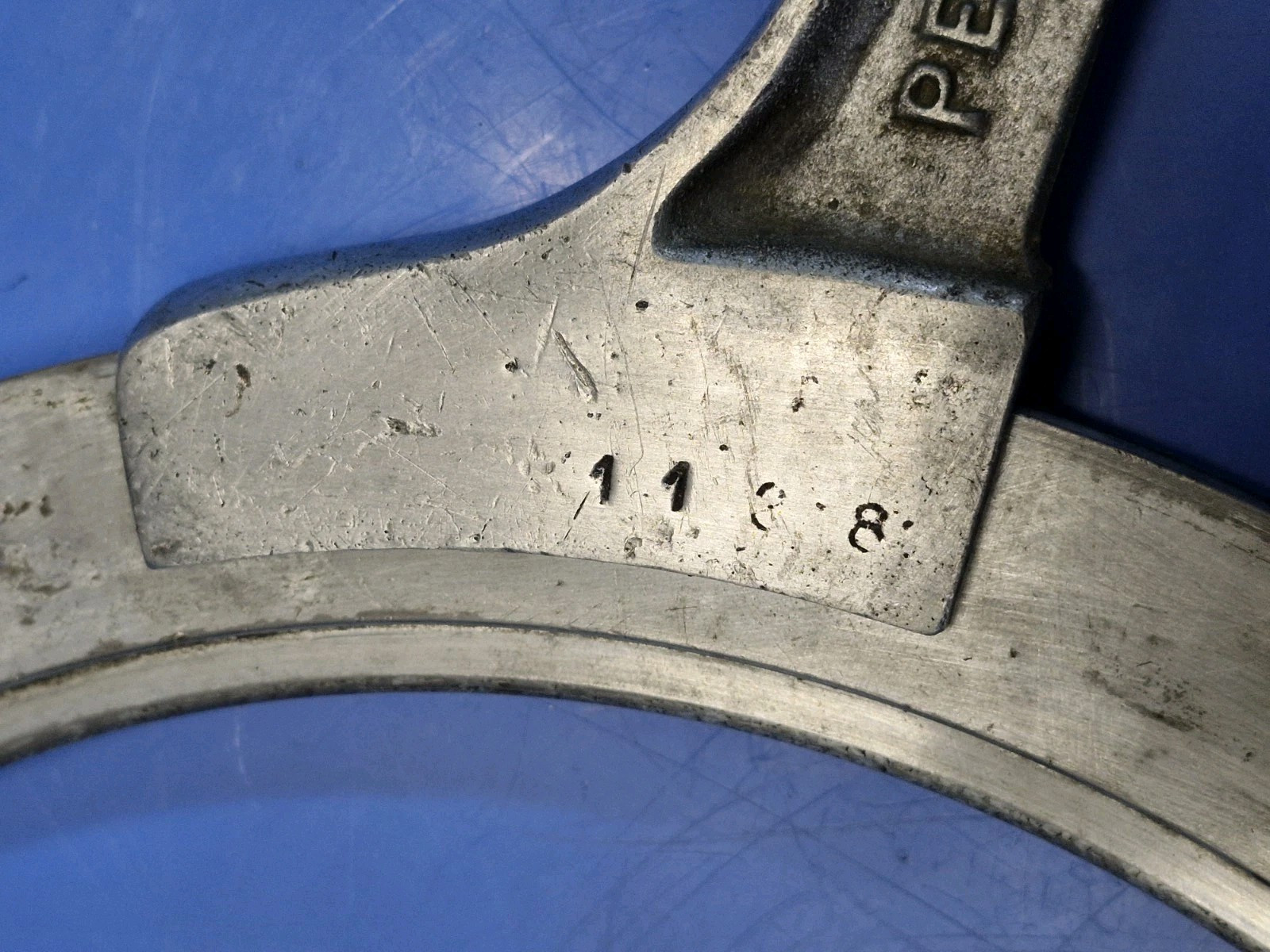 Perfect Circle Corp. ND-1125A Piston Ring Expander Tool 8-1/8″