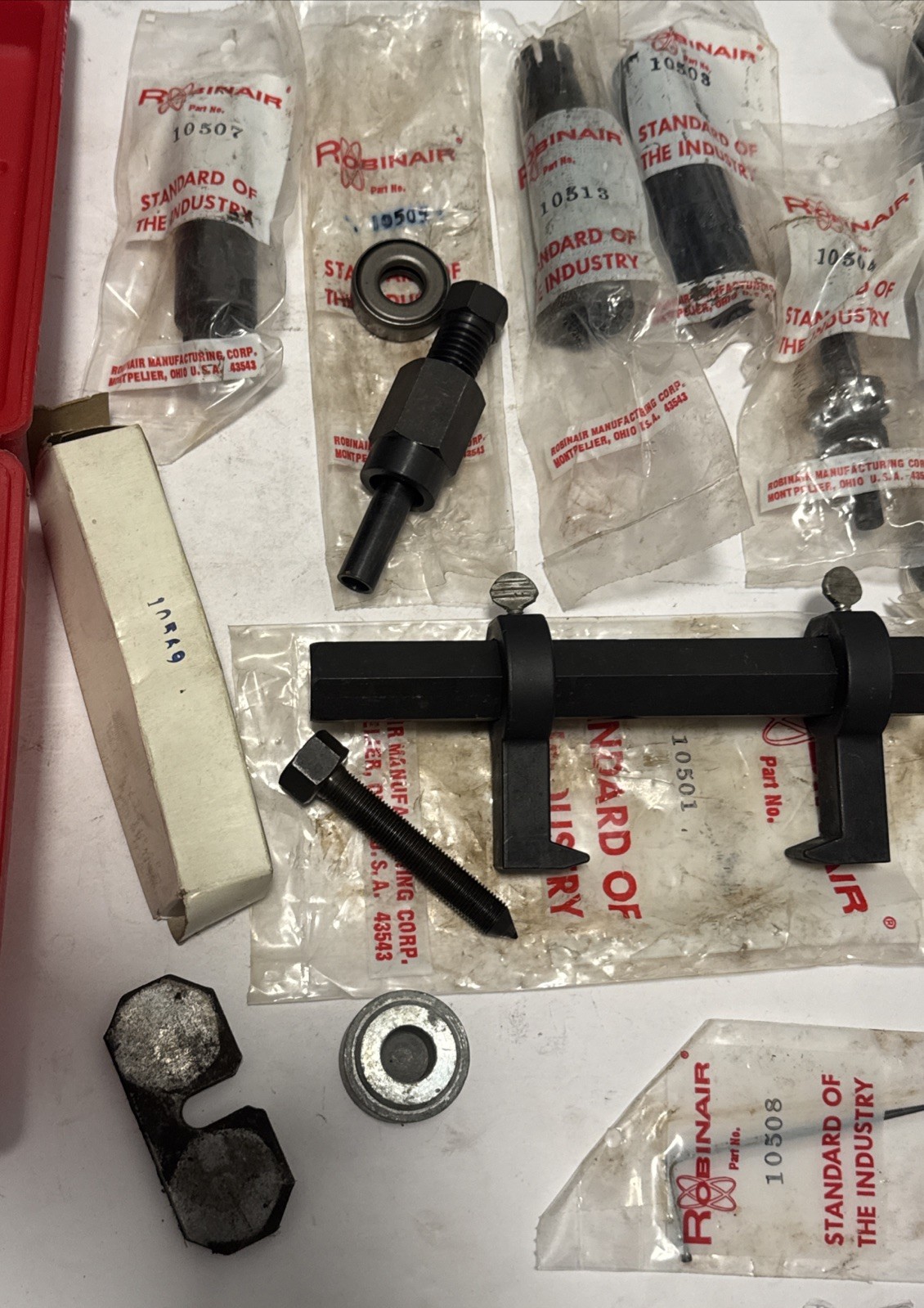 Robinair Robin Air AC Puller Kit 10501 10502 10503 10504