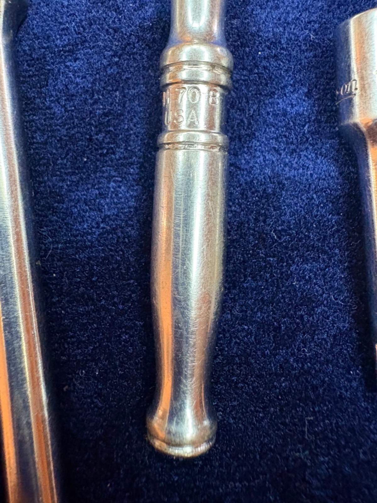vintage Snap On 1/4″ ratchet TM 70 B, two (2) extensions one 2″, one 4″ included