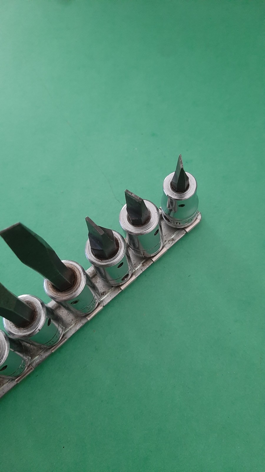 13pc Snap-on Phillips Flat Tip Slotted Head Bit Driver Socket Set 3/8″ Drive