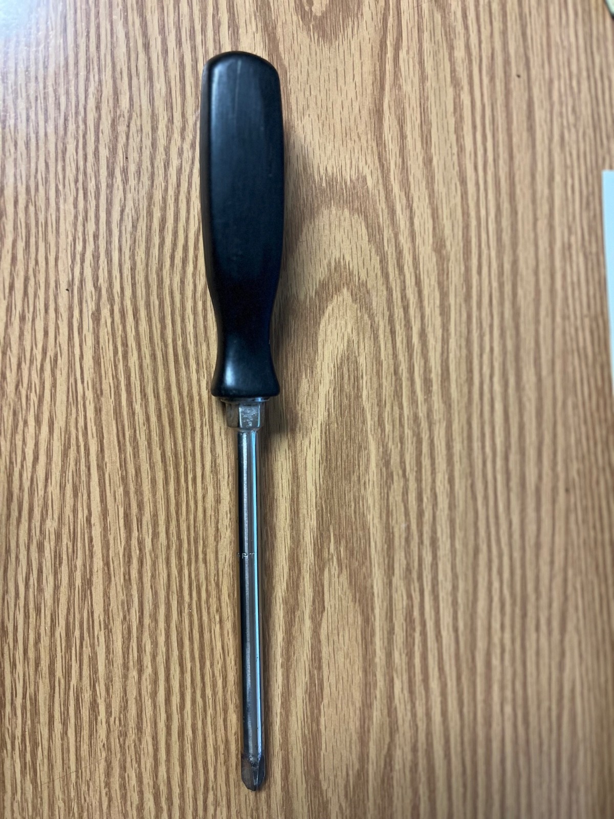 SNAP ON SSDP64 NO4PT PHILLIPS SCREWDRIVER WITH HARD BLACK HANDLE – LOC#86