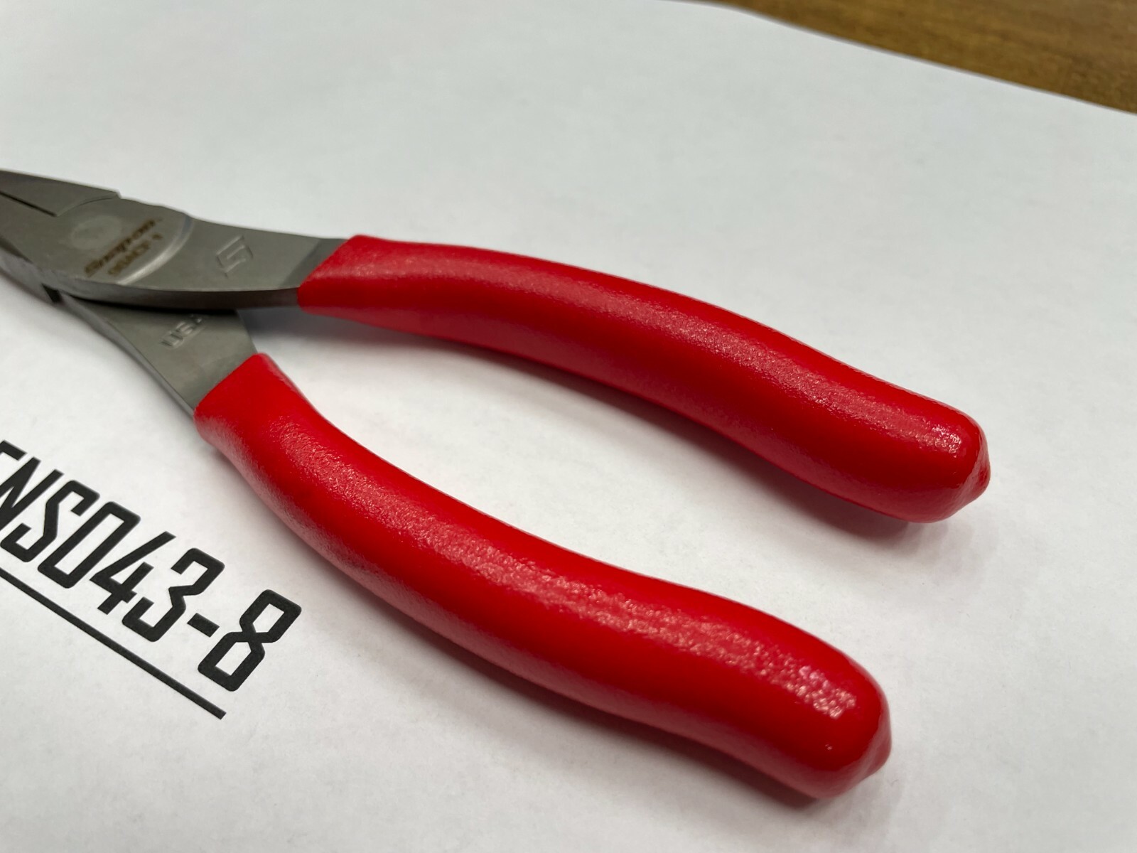 Snap-on Tools USA NEW RED 8″ Talon Soft Grip Needle Nose Pliers 96ACF