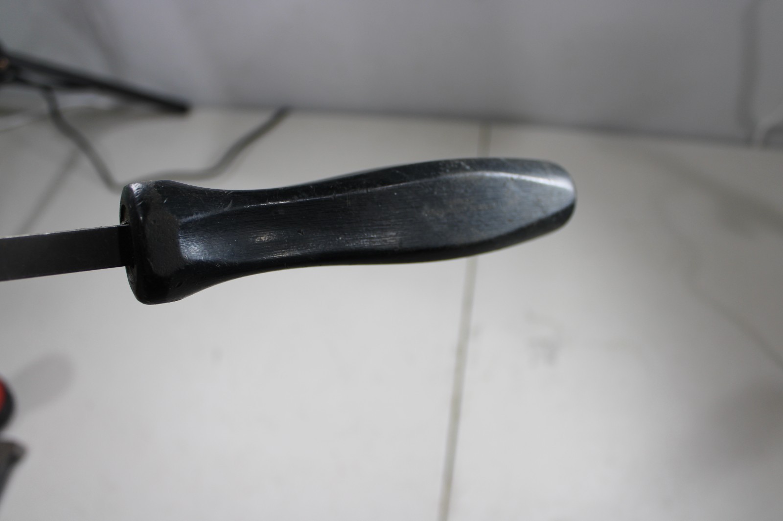 Snap On Tools SPB18 Black 18″ Pry Bar Hard Handle Made in USA
