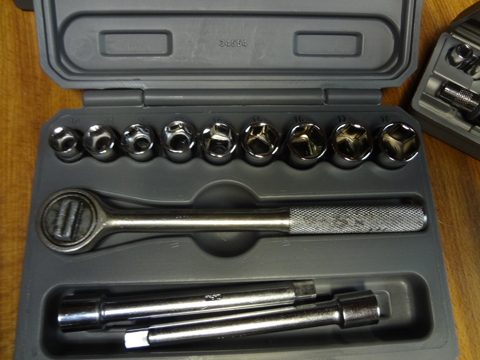 3 Sets 2 Craftsman 1 unbranded. 34554 34861 1/4″ + 3/8″ Sockets+ Retching Driver
