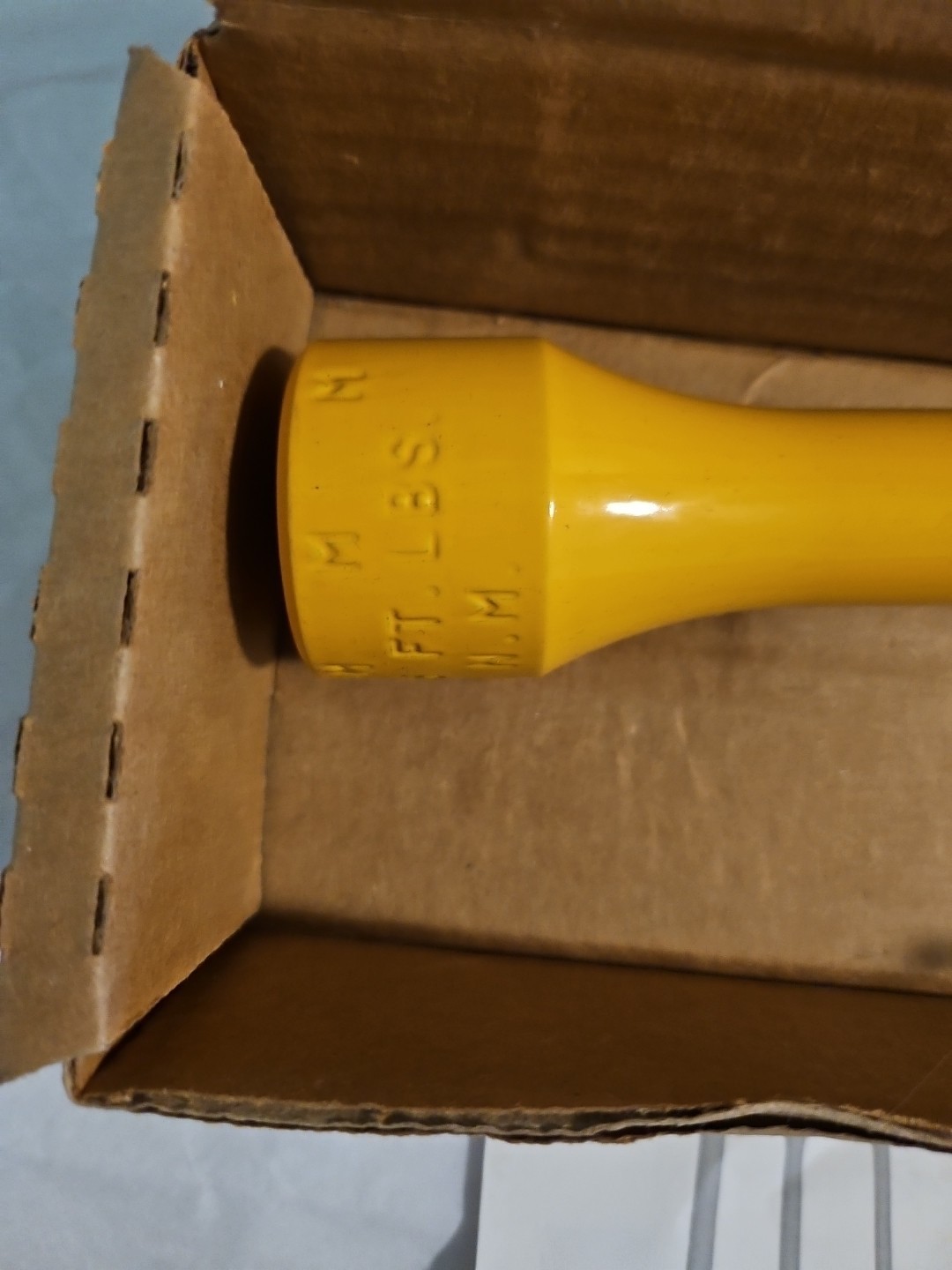 Heavy Duty Wheel Truck Master Torque 3/4 Drive Extension LT 1600 M Yellow