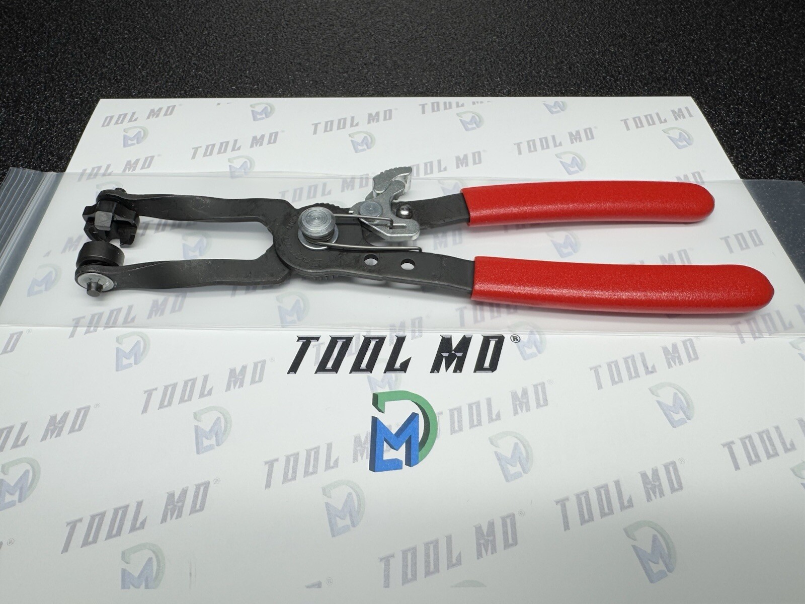 Snap-on Tools USA NEW RED 9″ Universal Hose Clamp Pliers HCP11