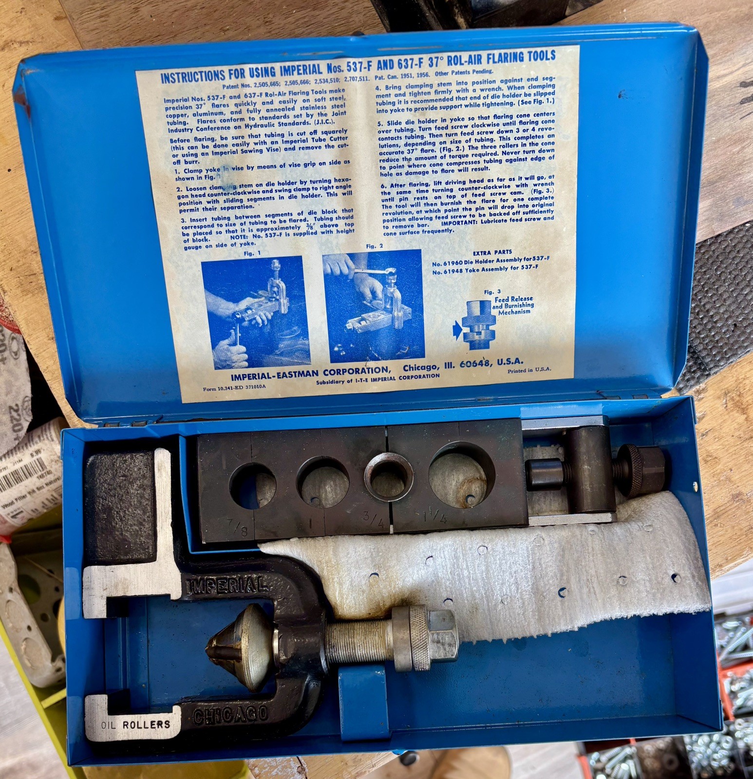 2 Pc. Imperial Chicago 537-F 3/4 in, 7/8 in, 1 in, & 1 1/4 Rol Air Flaring Tool