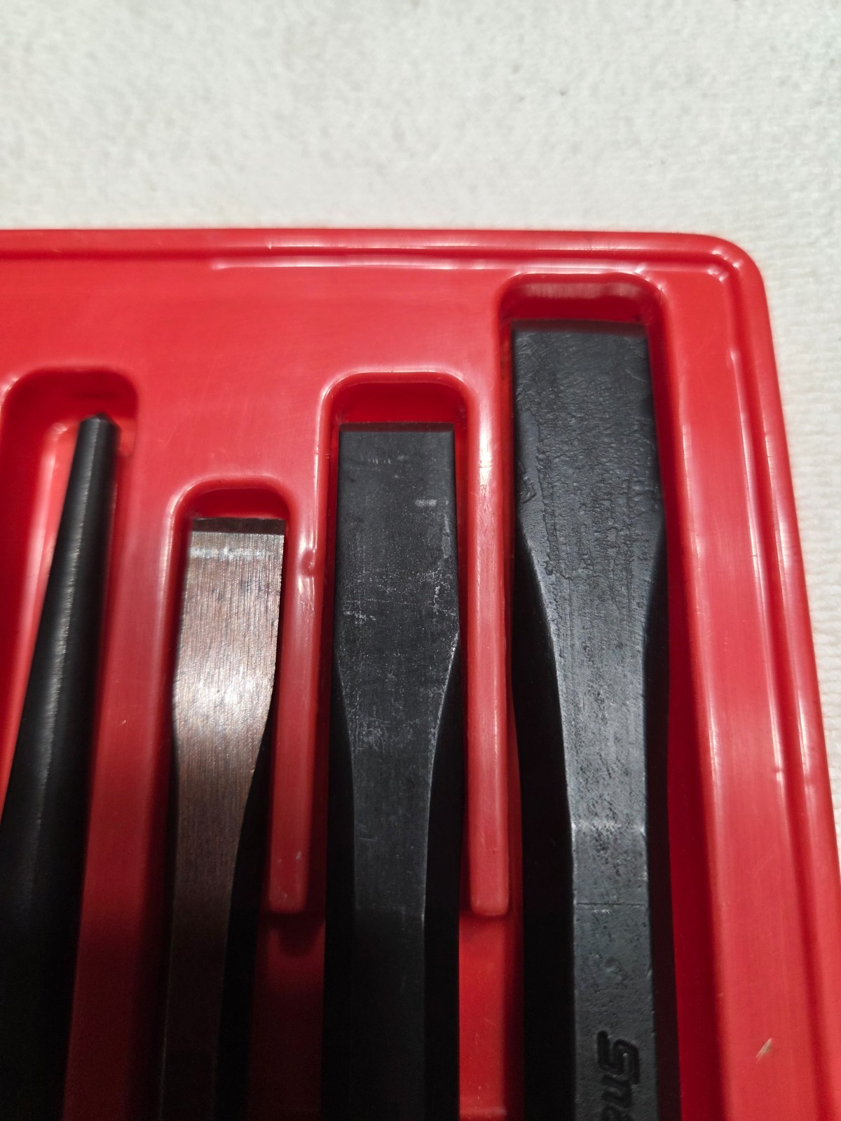 SNAP ON 11 Piece Punch and Chisel Set w/ Plastic Tray. PPC710BK NEW. Missing 1
