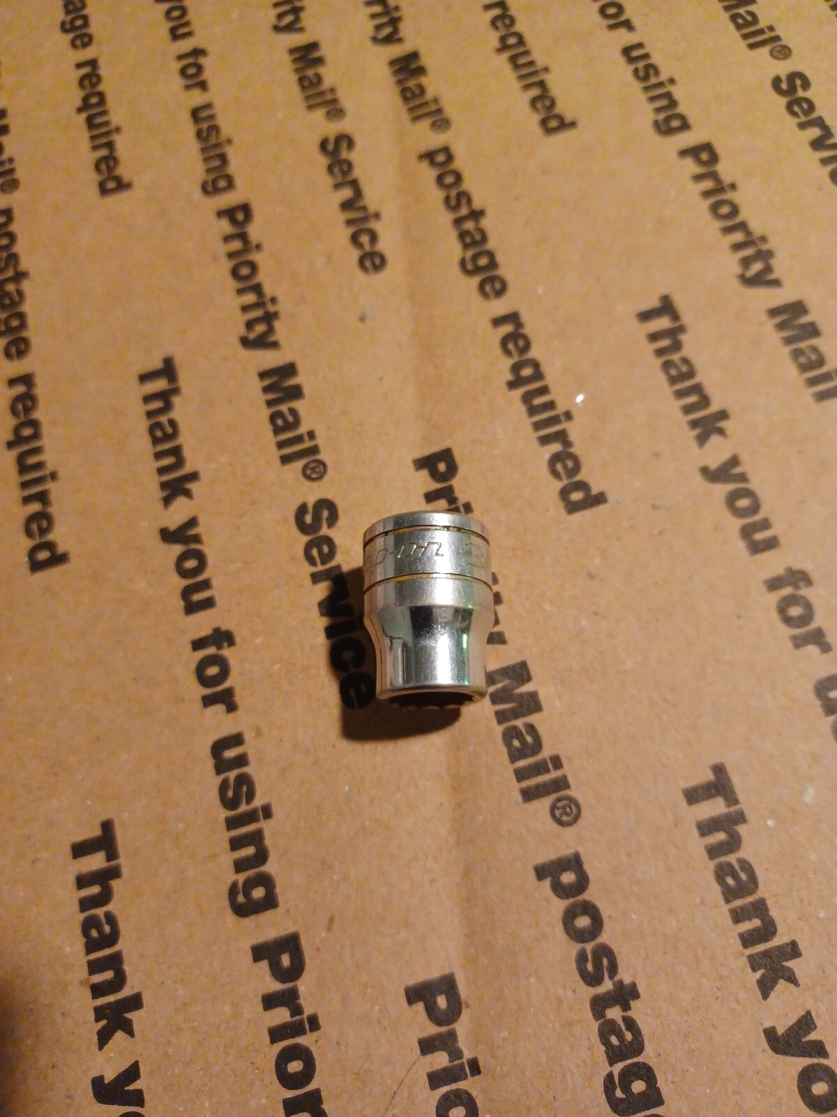 SNAP-ON 3/8″ DRIVE 12-POINT SAE 3/8″ FLANK DRIVE SHALLOW SOCKET, F121 made in US