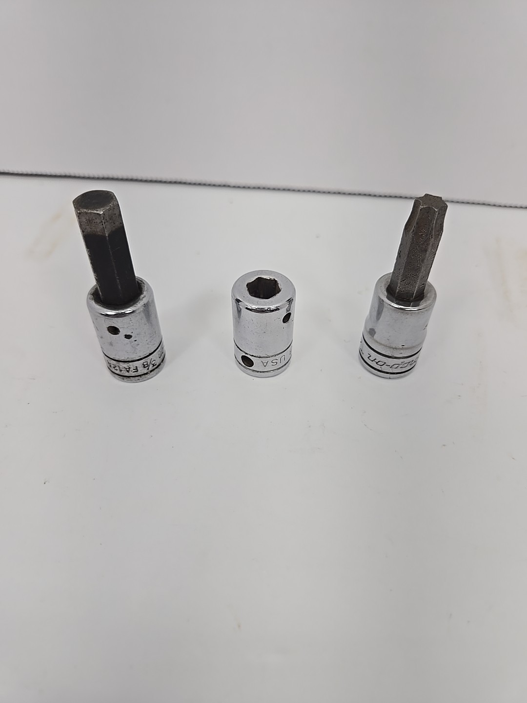 SNAP-ON FA12A 3/8″ BIT, SNAP-ON FR42B SOCKET, & FTX45E TORX BIT. ALL 3/8″ DRIVE