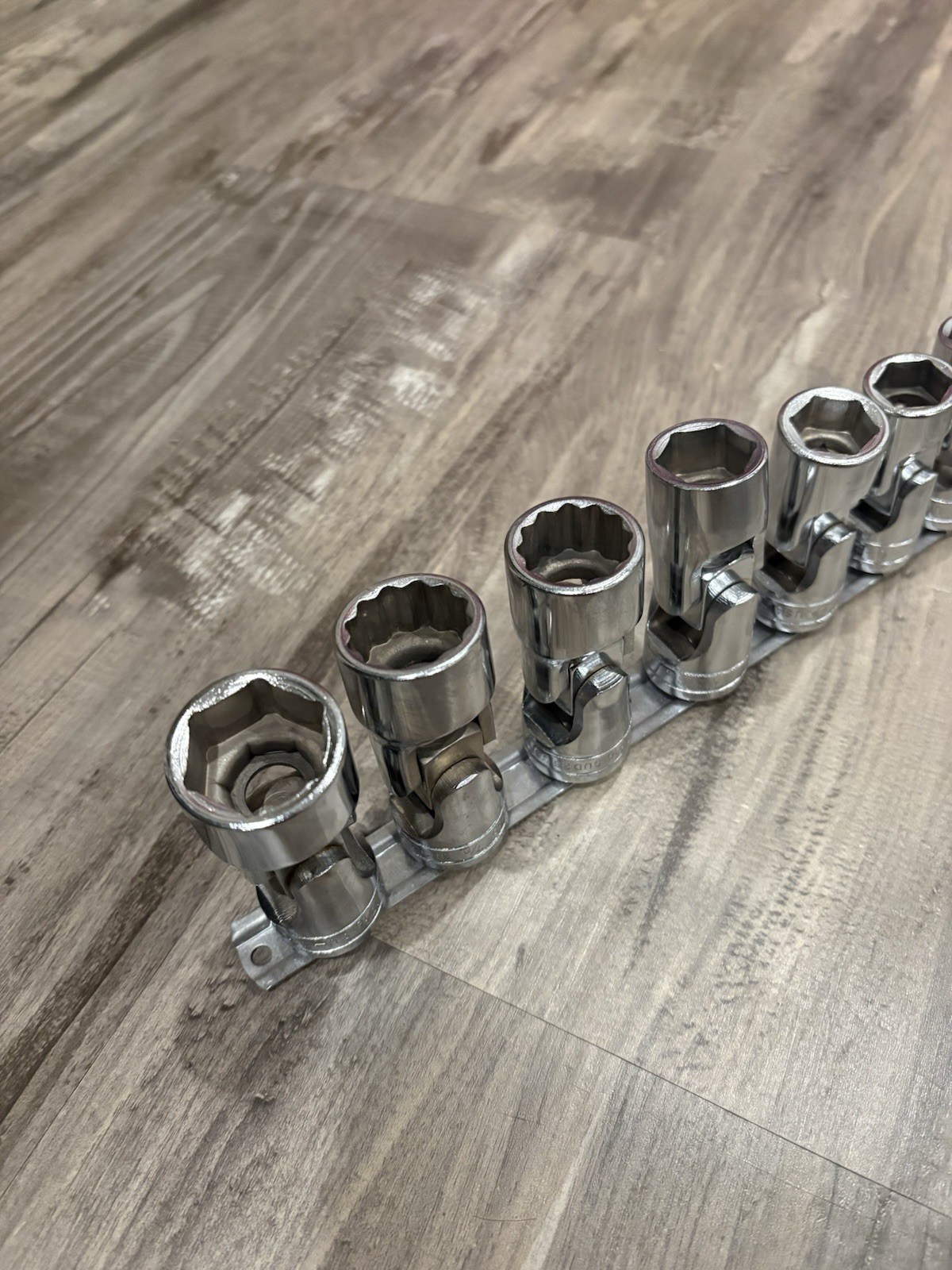 NOS Snap-On Tools 1/2″ drive 9/16″ – 15/16″ 6-pt. Shallow Swivel Socket Set