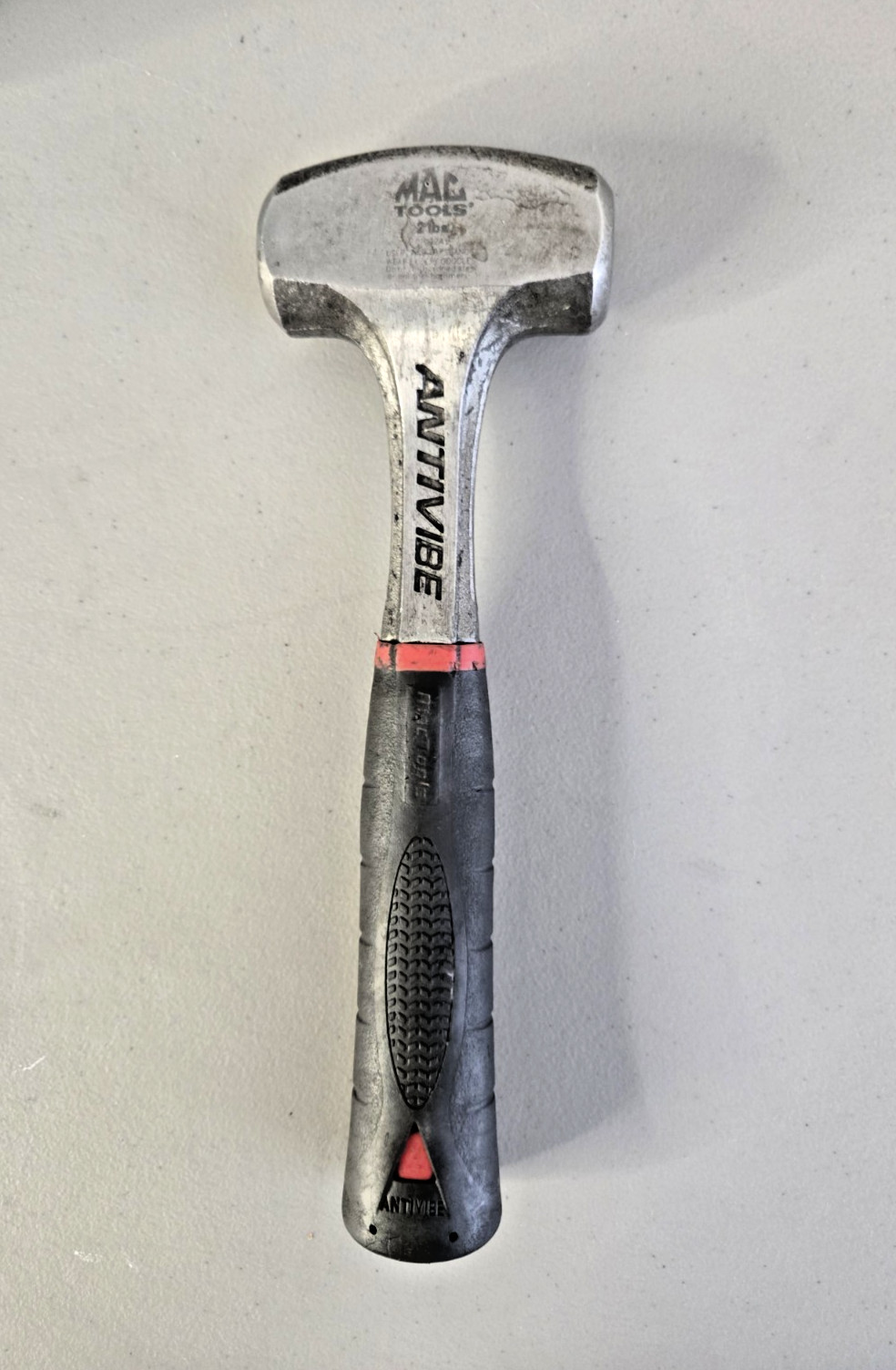Mac Tools 2lb. 32oz Engineer Drilling Hammer Anti-Vibe DH192AV