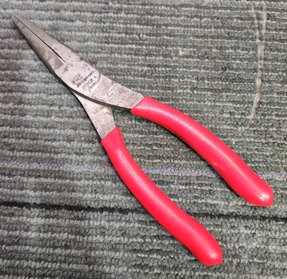 Snap-On Tools 96ACF1 8″ Soft Grip Needle Nose Pliers – Red