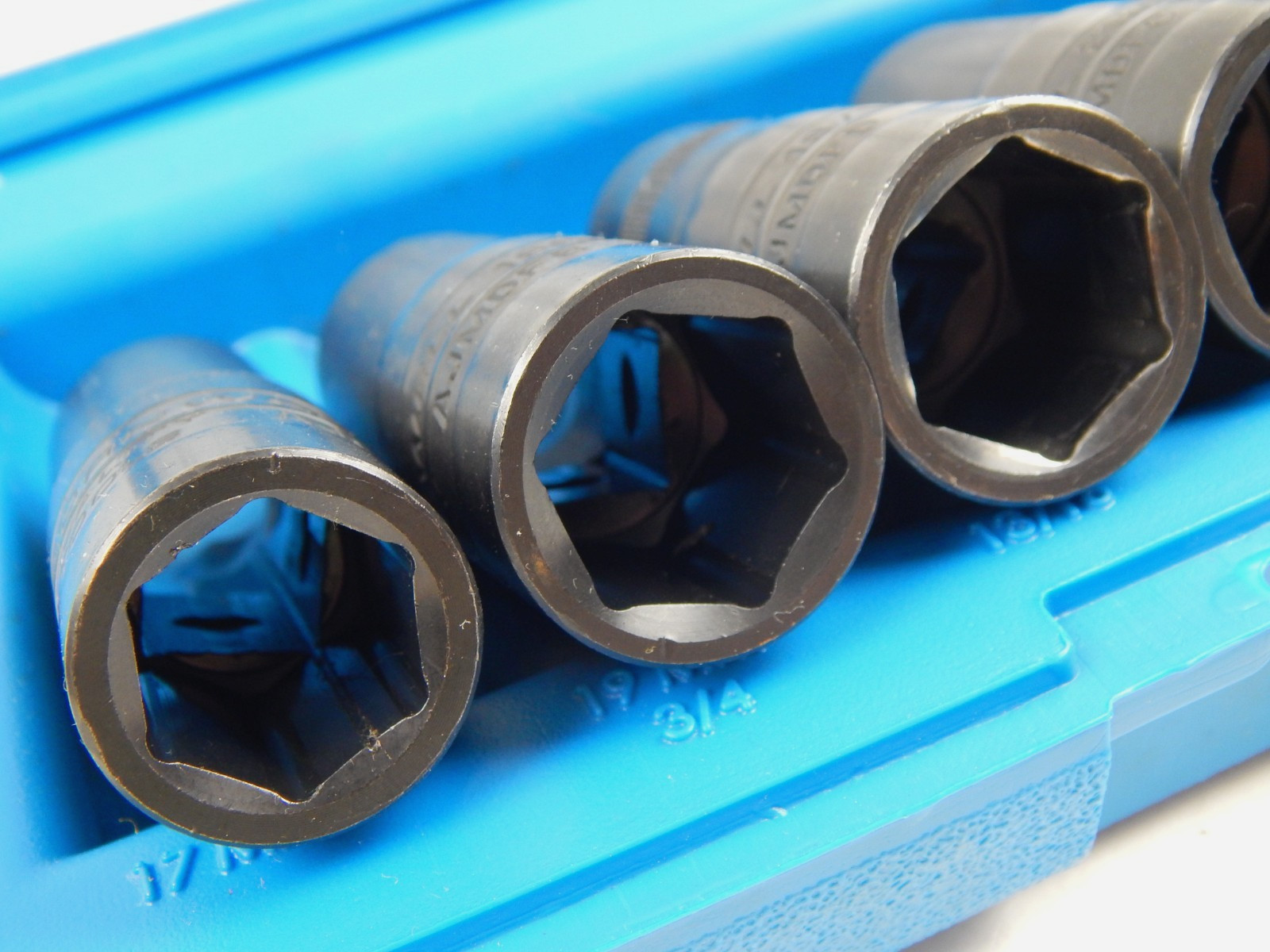 Cornwell 6 Piece Wheel Lug & Stripped Nut Flip Socket Set 1/2″ Drive – AJMDF6