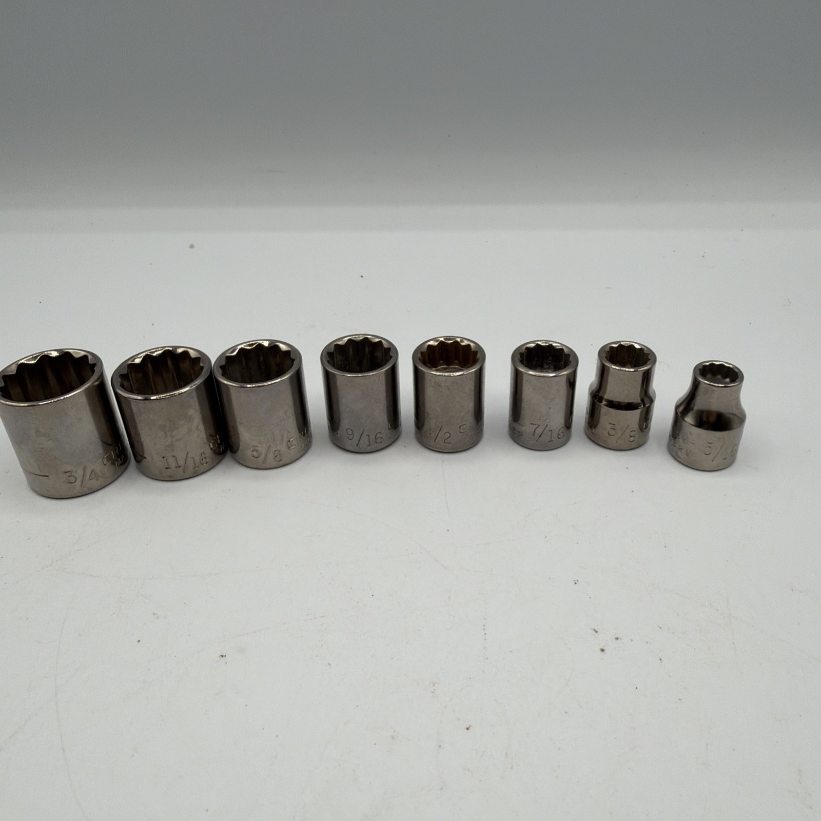 VTG Craftsman USA 3/8 Drive SAE Socket Set 5/16″-3/4″ 8pc 12PT Inverted G Series