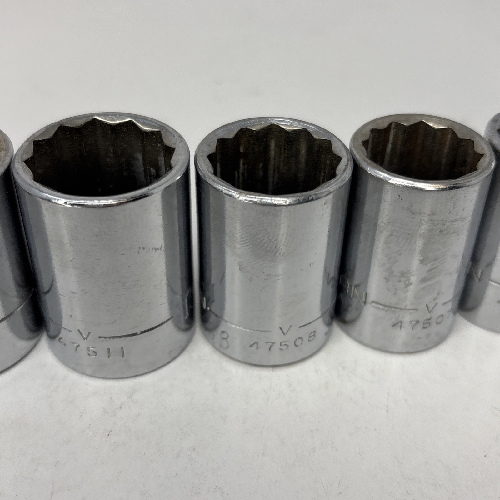 Craftsman Socket Set 1/2″ Dr 14Pc Shallow -V- & -VV- 7/16” to 1 1/4” W/Tray USA