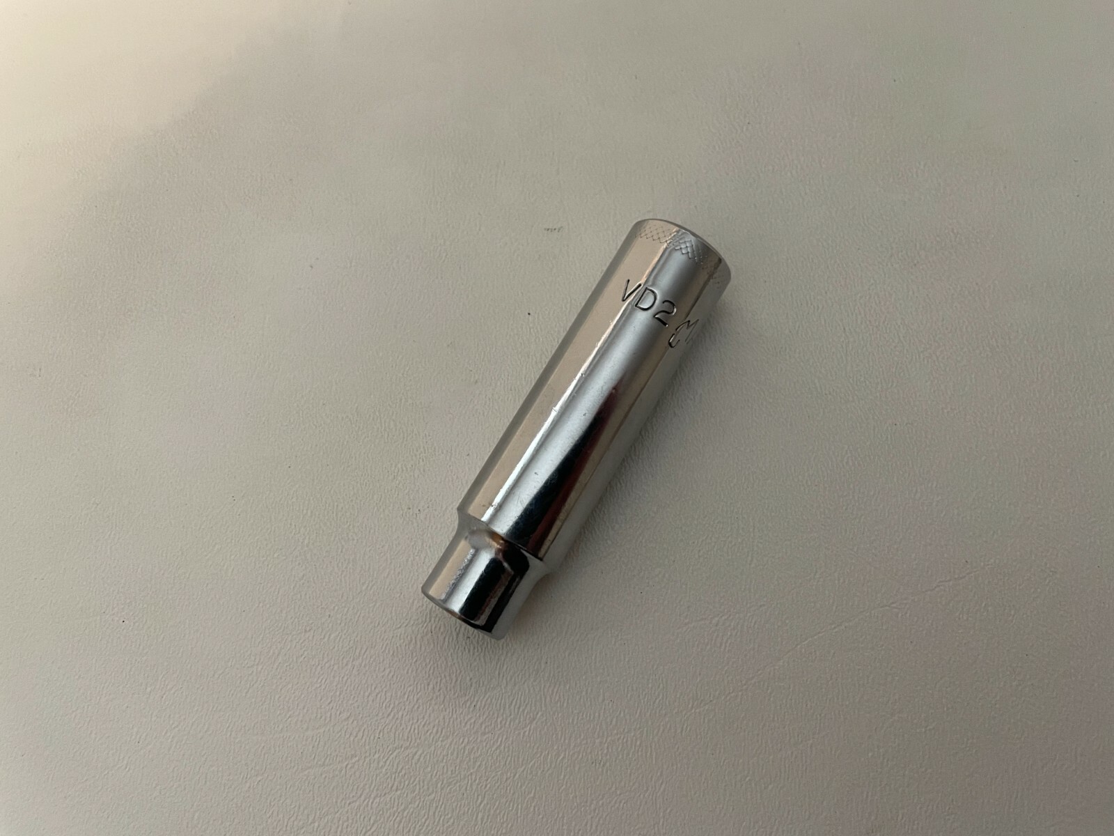 Mac Tools USA *NICE* 1/2″ Drive 12mm Metric Deep Chrome 12 Point Socket VD212MMR