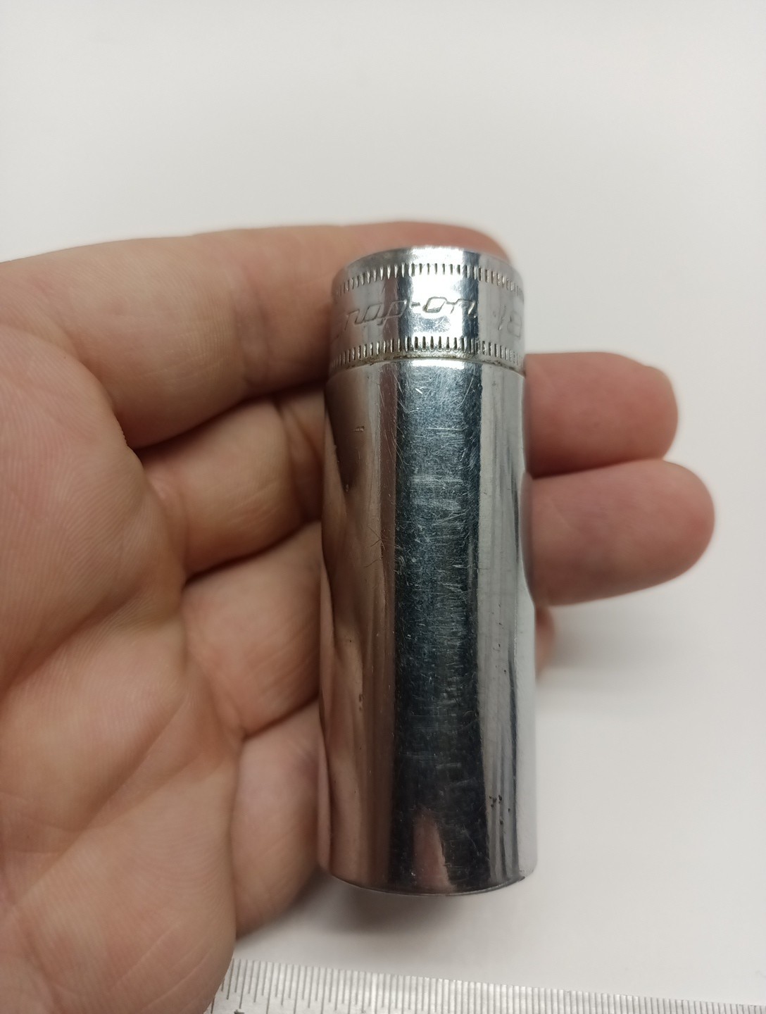 Snap On Tools SFSM18 3/8 Dr 6Pt Metric 18mm Flank Dr Deep Chrome Socket USA