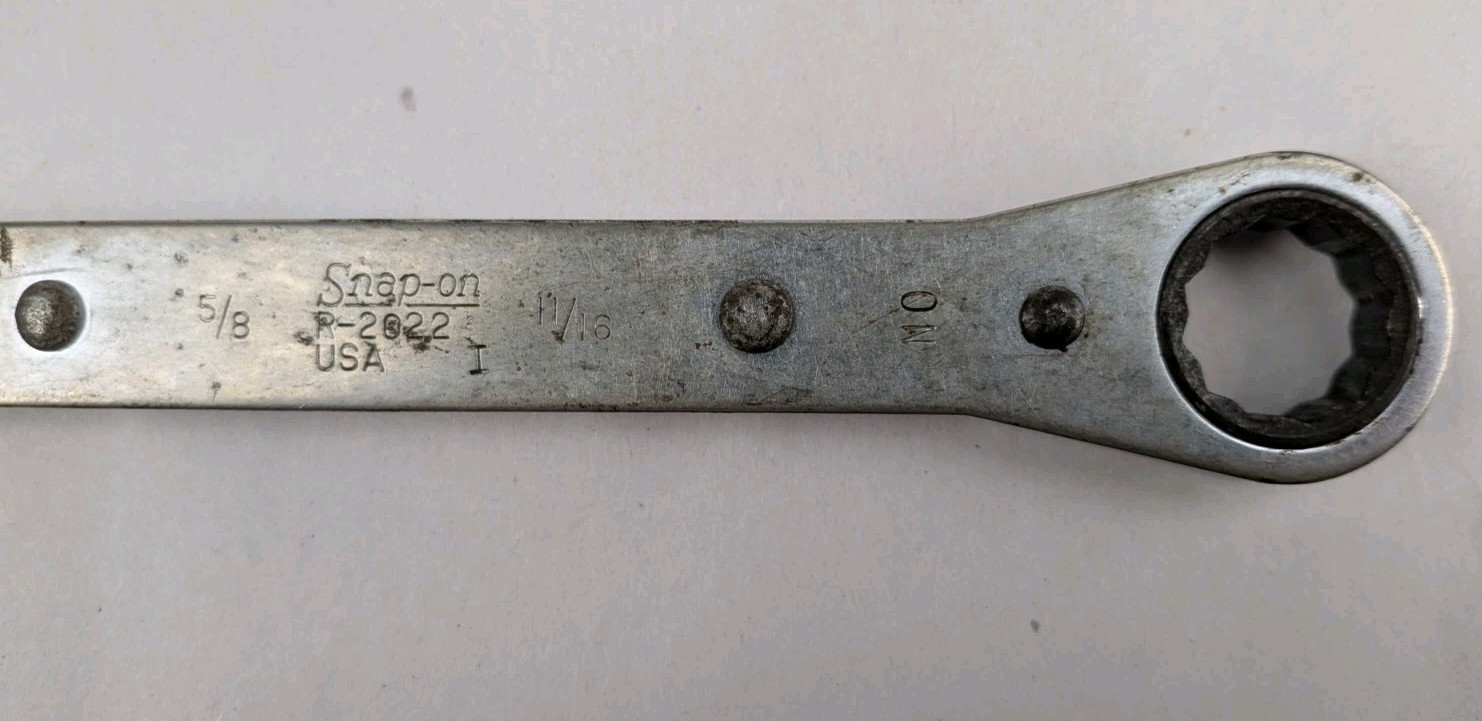 Snap-on R-2022 5/8″ & 11/16″ 12-Point Double Box Ratchet Wrench USA Hand Tool