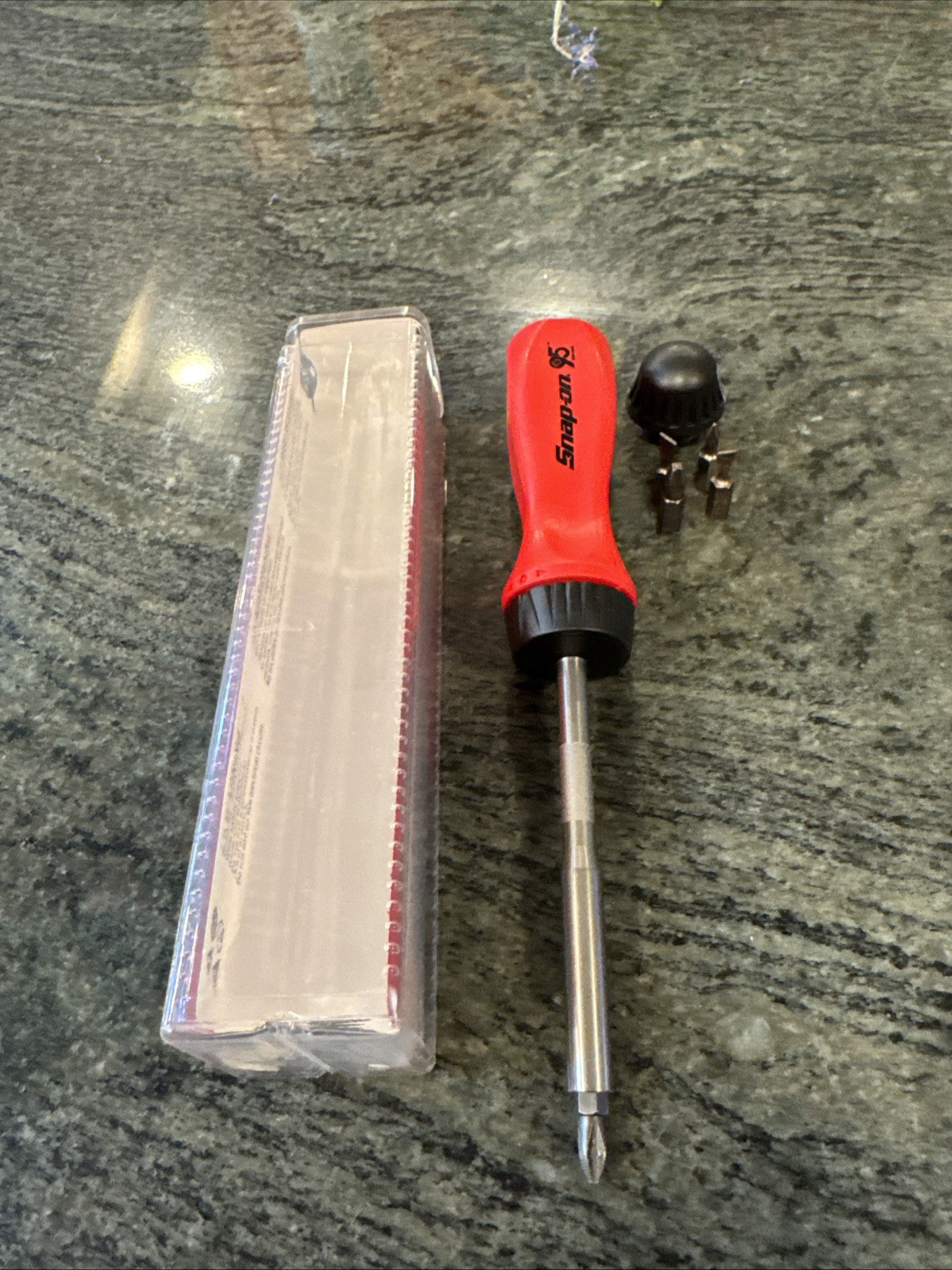 Snap On ssdmr4brxcv 95th anniversary red ratcheting screwdriver with 5 bits new