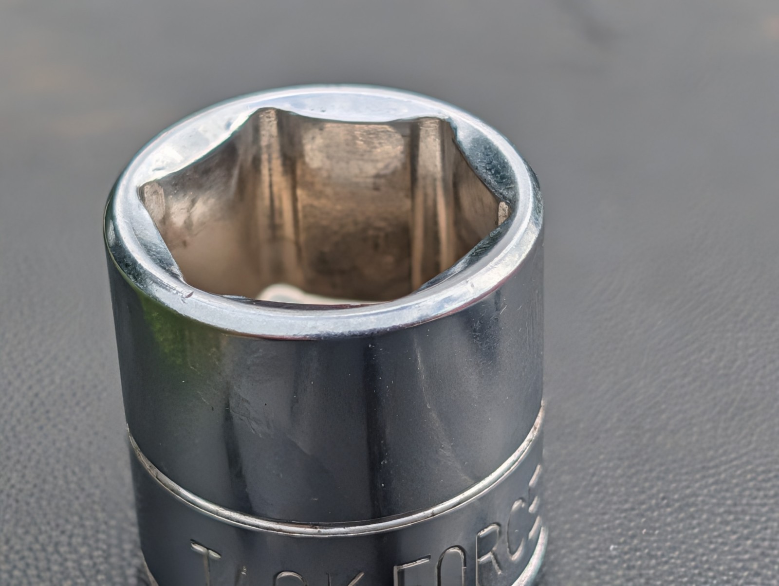 11/16 Taskforce socket 1/4″ drive