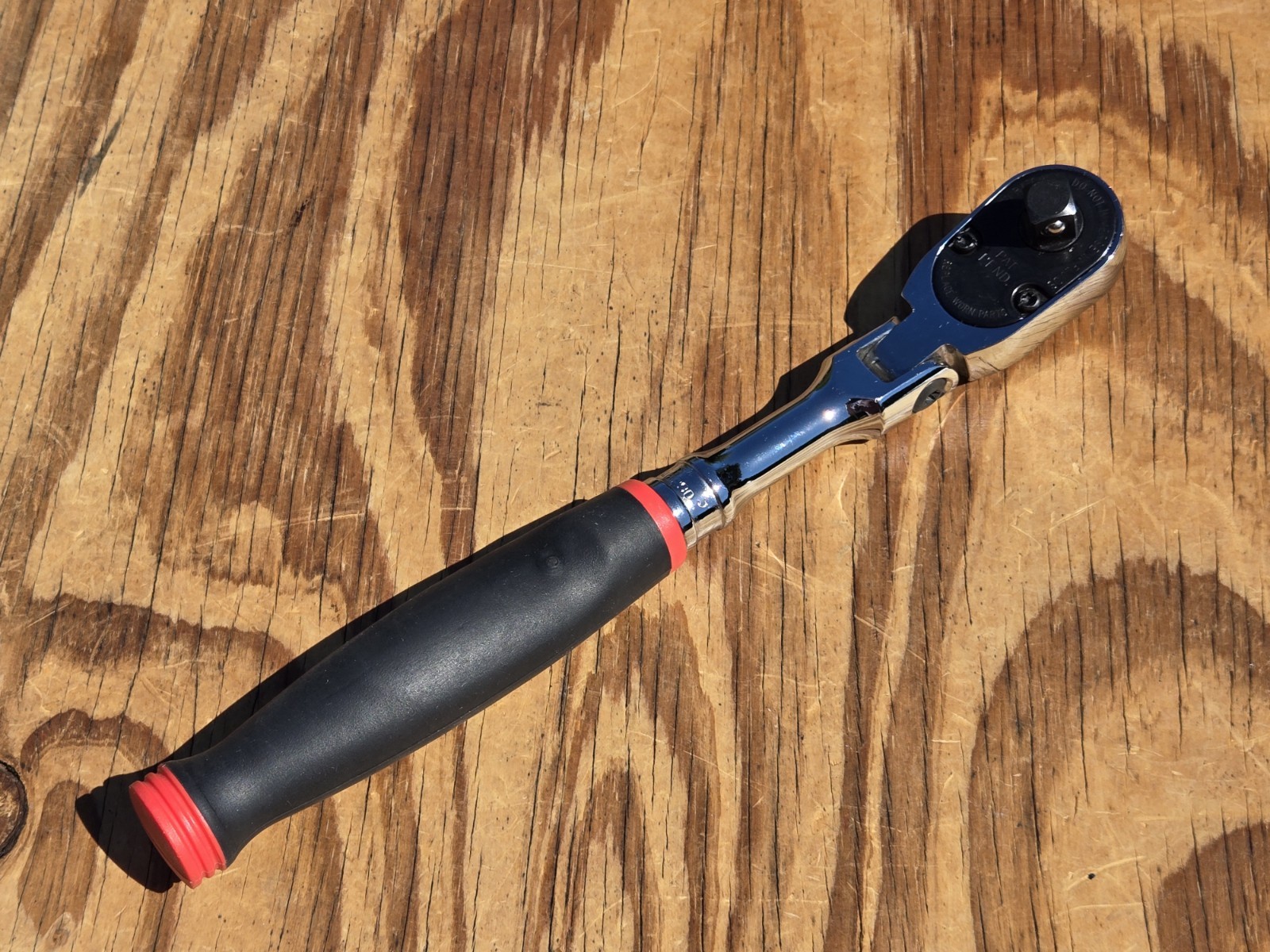 Snap-on Tools USA 3/8″ Drive Soft Cushion Grip Flex Head RED Ratchet FHF80 EXC