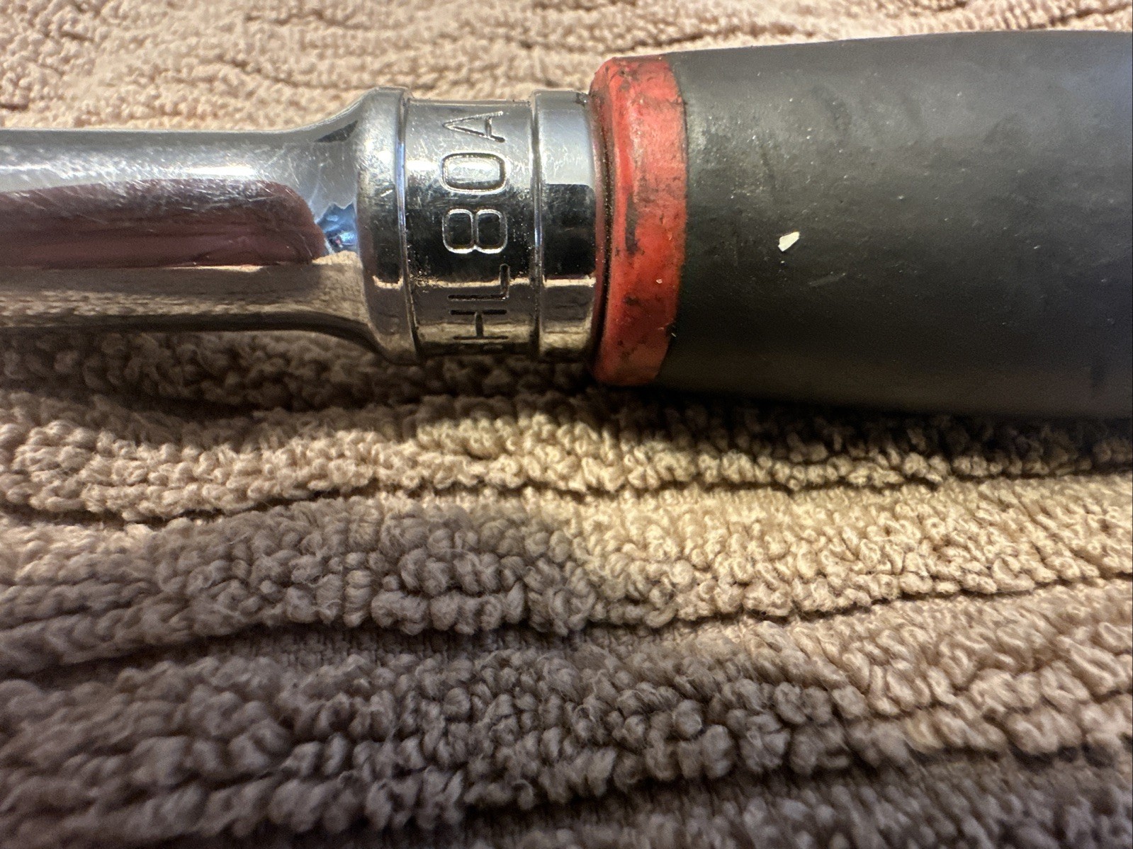 Snap-On SHL80A 1/2″ Drive Soft Grip Long Handle Ratchet (Red)