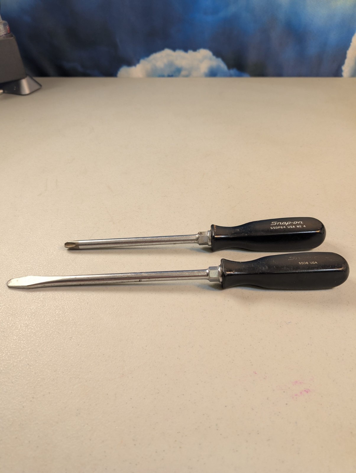 Snap-On SSDP64 #4 Phillips Screwdriver & SSD8 Flat Slotted Black Hard Handle USA