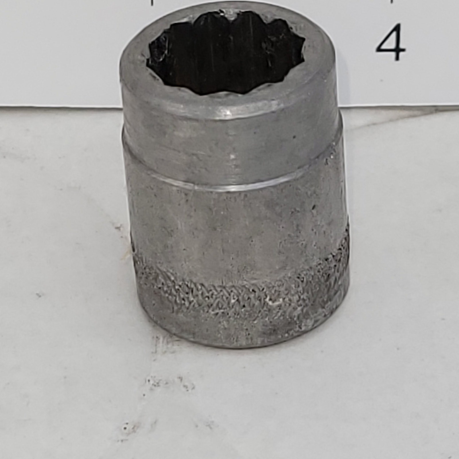 1/2″ Socket 12 Point or Spline Drive both ends