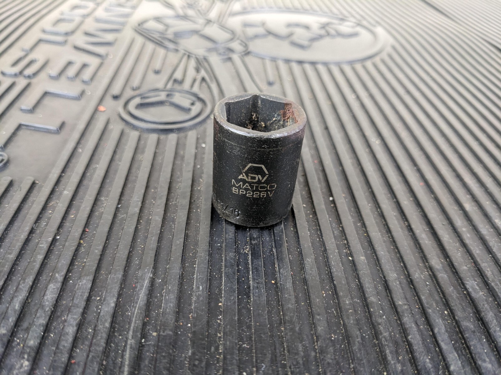 #bb526 MATCO ADV BP226V, 3/8″ Drive, 11/16″ Impact Socket, Shallow, 6 Point