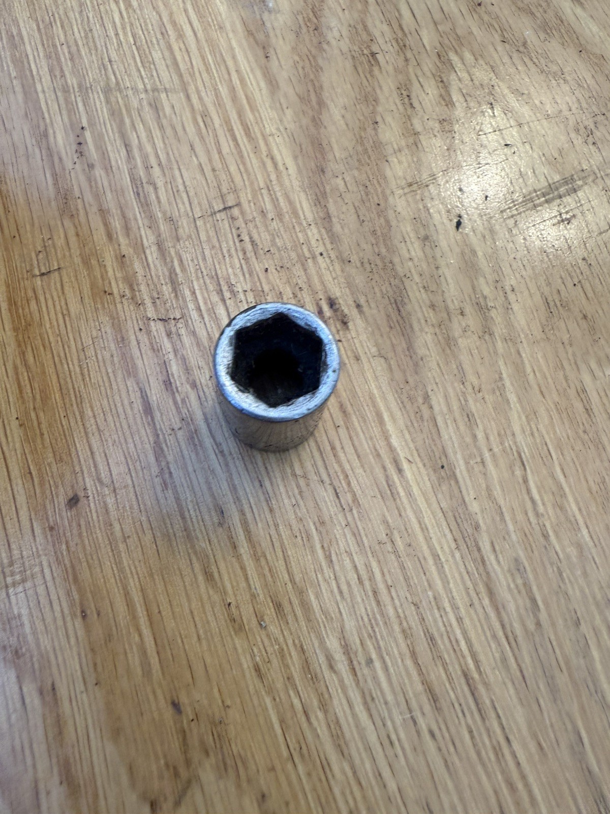 PAR – X 11mm UHM110 hex socket 3/8″ drive were made in USA by Snap on