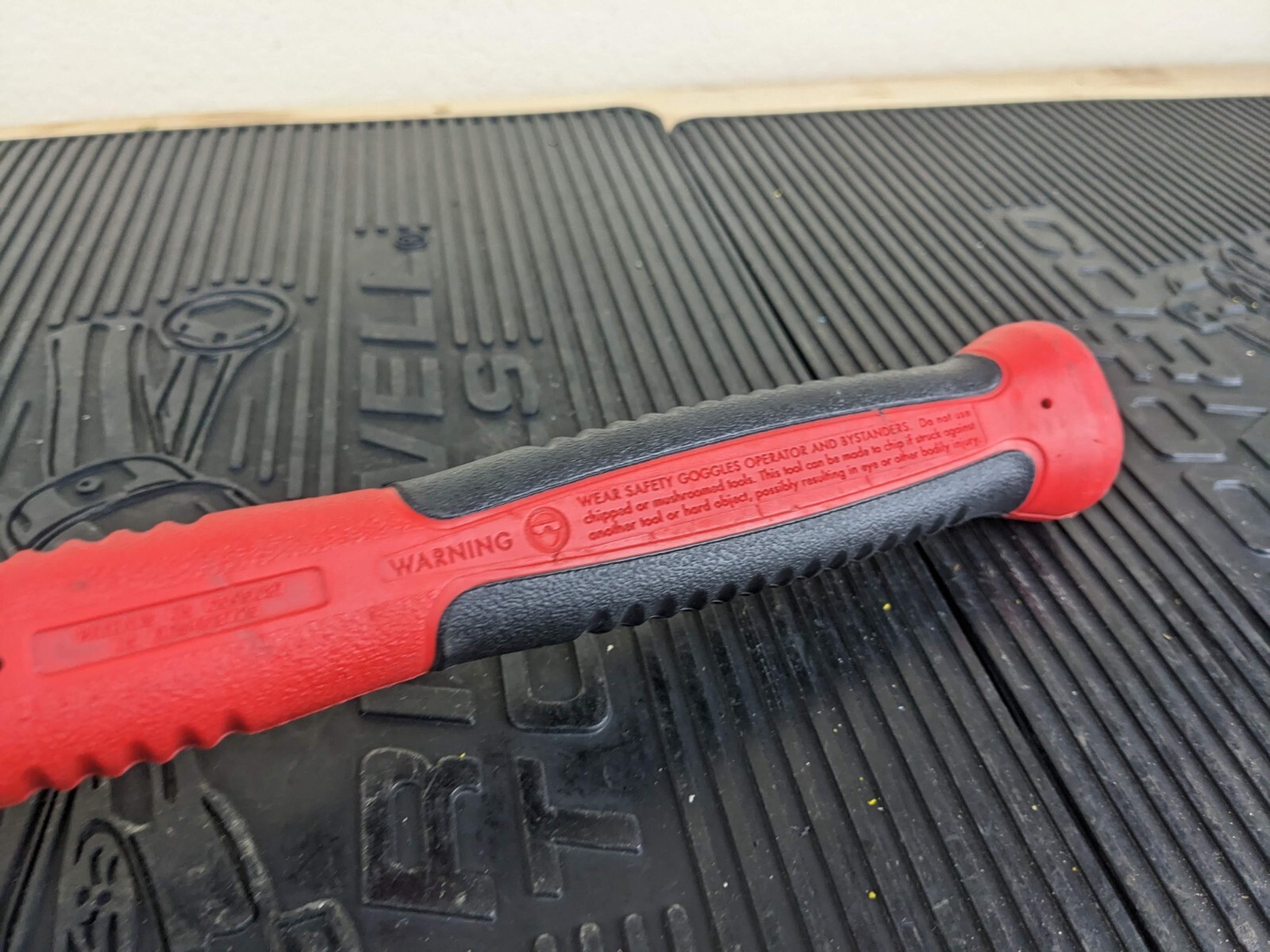 #as022 Snap-On HBFE48 Dead Blow 48-Ounce Soft Grip Hammer RED