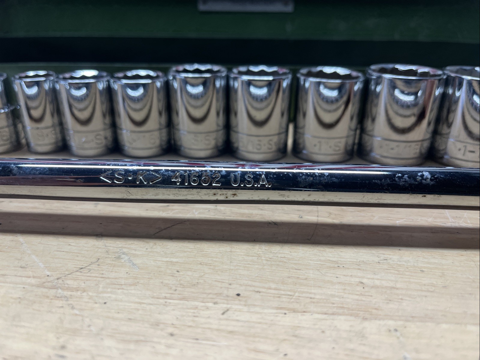 Vintage SAE SK 1/2” Drive 12 Piece Socket Set And Breaker Bar With Metal Case
