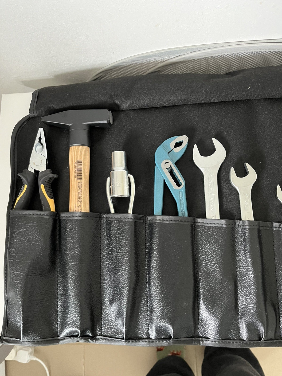 Elora (Germany) Classic tool kit in roll