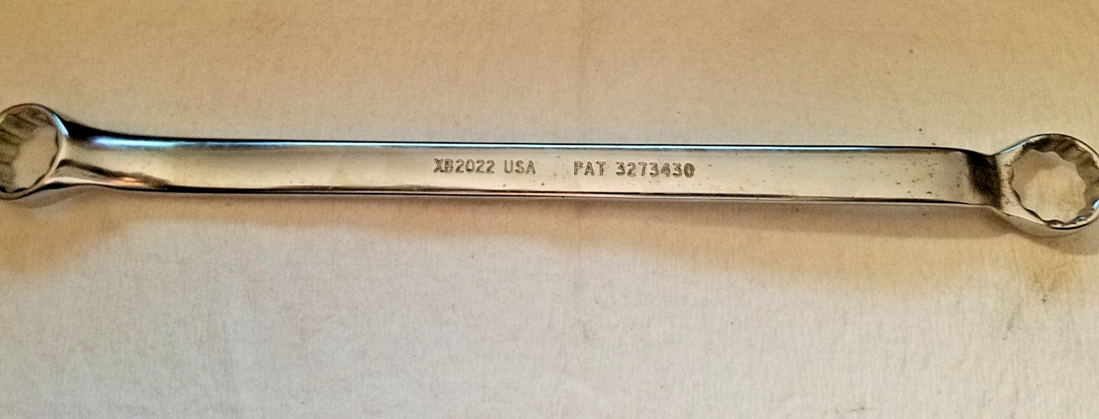 SNAP ON 5/8″ & 11/16″ OFFSET 12 POINT DOUBLE BOX END WRENCH # XB2222 MADE IN USA