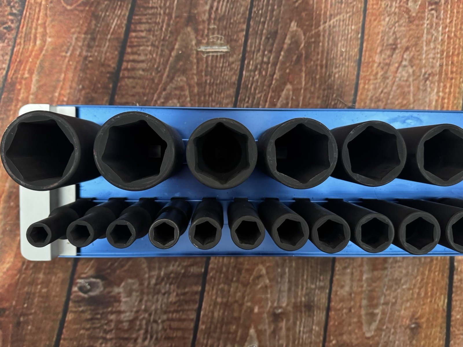 MAC Expert Tools E041639 26pc. Metric 1/2in. Drive Deep Impact Socket Set