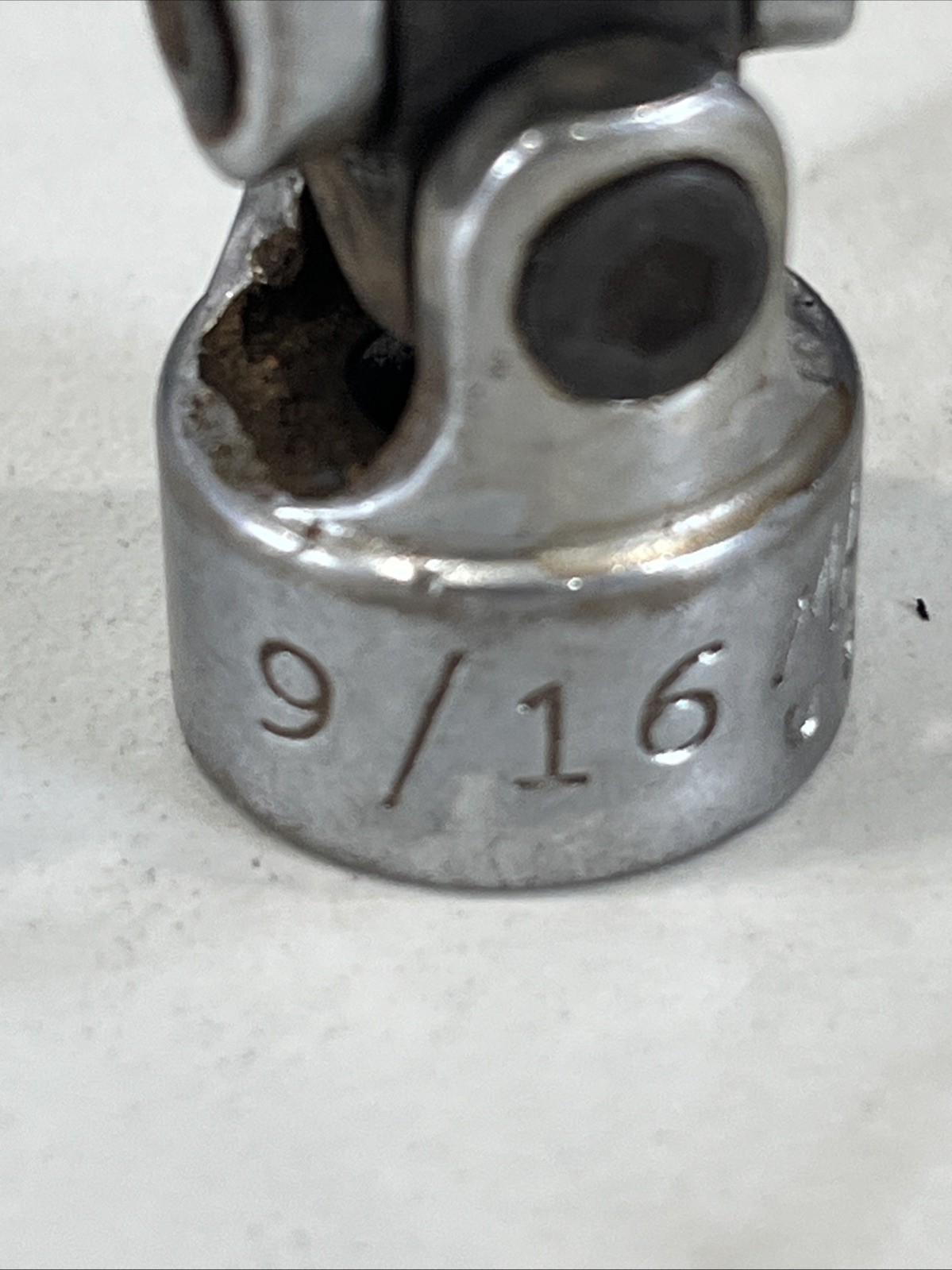 MAC Tools 9/16″ Swivel Socket 6 Point 3/8″ Drive XU186 USA
