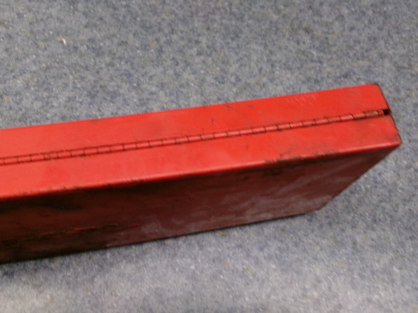 Snap-on USA Red Metal Tool Box No KRA-284B (no tools box only)
