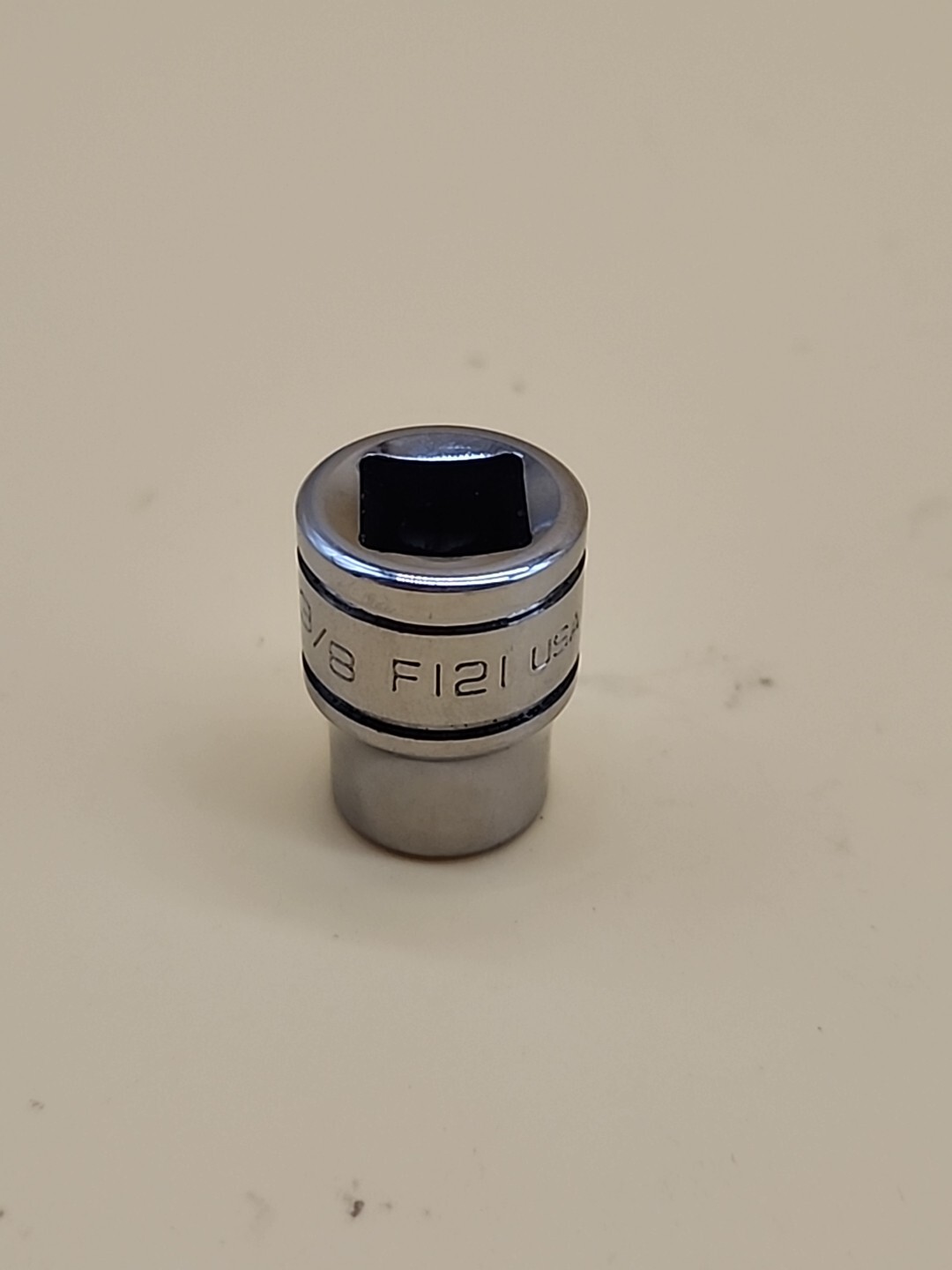 Snap-on-Tools 3/8″ Drive 3/8″ SAE Shallow 12 Point Socket F121 USA