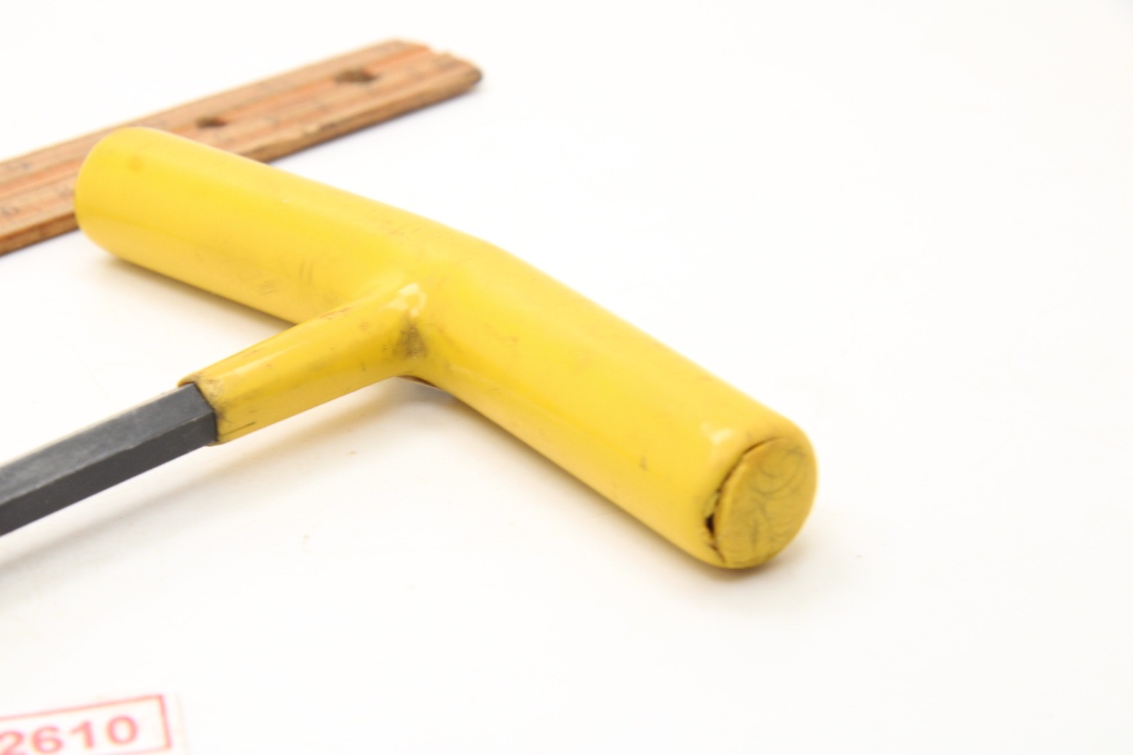 Bondhus 13113 5/16″ SAE Ball End Hex T-Handle 11.25″ Length Yellow Soft Grip USA