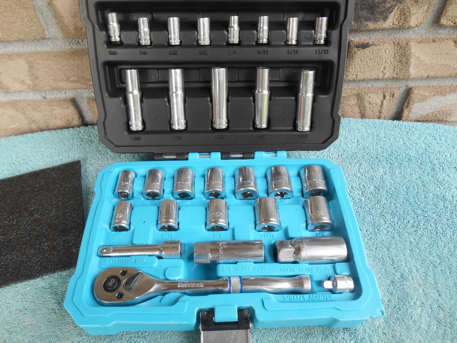 NEW DURATECH 30PC. 1/4″ 3/8″ Drive Impact SOCKET SET SAE / Metric WITH CASE.